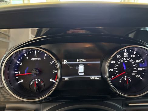 Used 2022 Kia Carnival SX FWD image 28