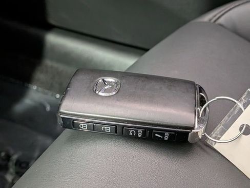 Used 2025 MAZDA MAZDA3 s image 34