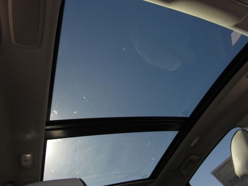 New 2026 Acura RDX SH-AWD w/ Advance Package image 8