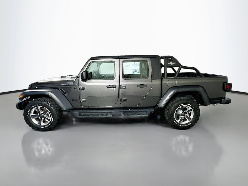 Used 2024 Jeep Gladiator Sport AWD/4WD image 4