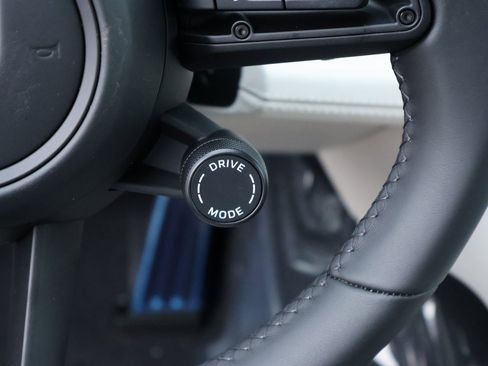 New 2026 Porsche Panamera image 30