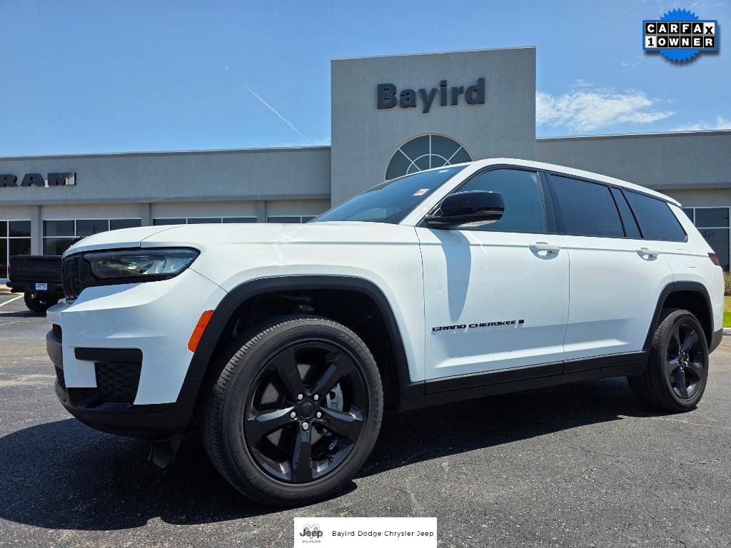 Used 2023 Jeep Grand Cherokee L Laredo AWD/4WD image 1