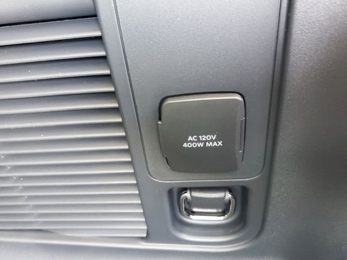 New 2026 Lincoln Navigator L Reserve AWD/4WD image 33