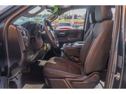 Used 2019 Chevrolet Silverado 1500 Custom Trail Boss w/ Custom Convenience Package image 10