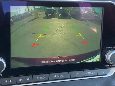 Used 2025 Nissan Sentra SV image 23