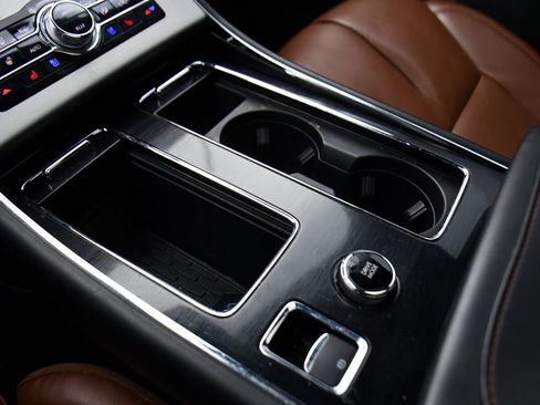 Used 2023 Lincoln Aviator Reserve w/ Equipment Group 201A image 34