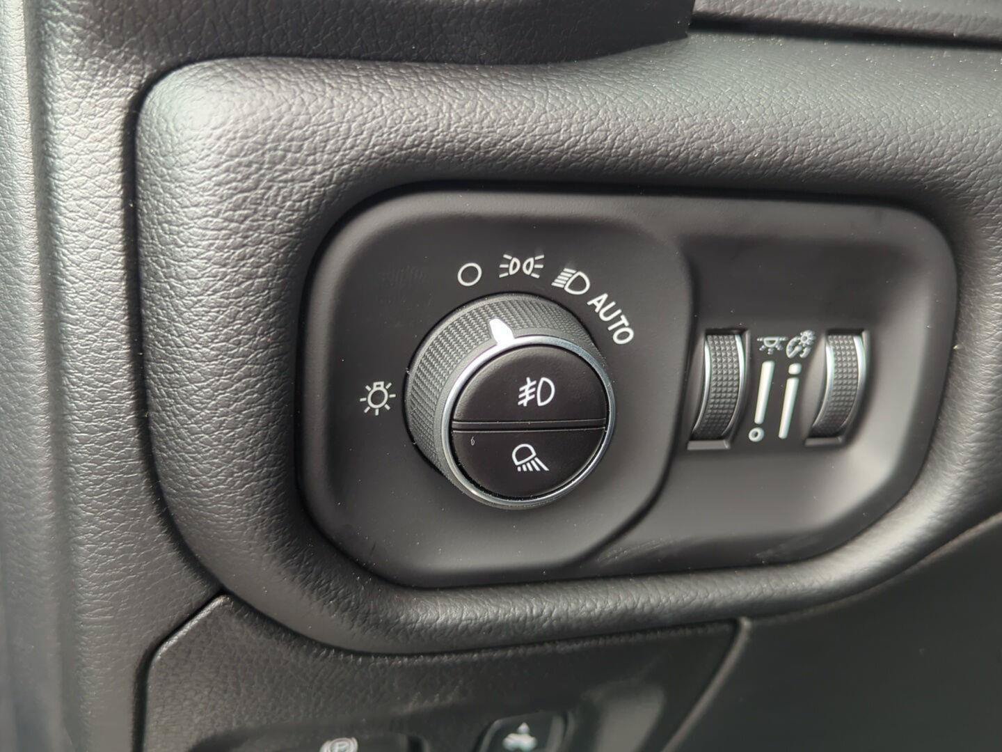 New 2026 RAM 1500 RHO AWD/4WD image 19