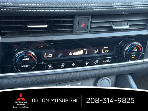 Used 2025 Nissan Rogue SV AWD/4WD image 23