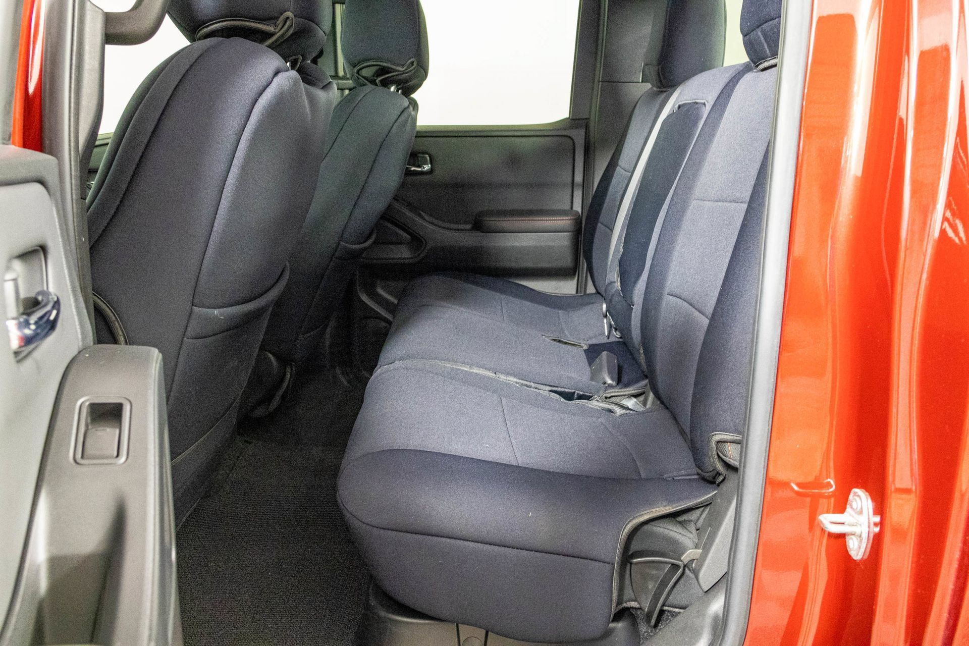 Used 2024 Nissan Frontier PRO-4X w/ Pro Convenience Package AWD/4WD image 40