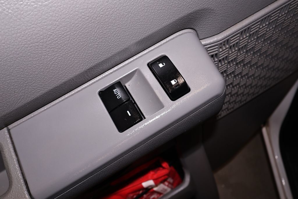 Certified 2024 Ford E-350 and Econoline 350 Super Duty w/ Power Windows & Locks Group RWD image 14