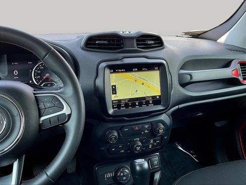 Used 2023 Jeep Renegade Trailhawk AWD/4WD image 12