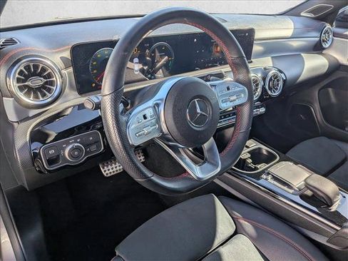 Used 2023 Mercedes-Benz CLA 250 image 11