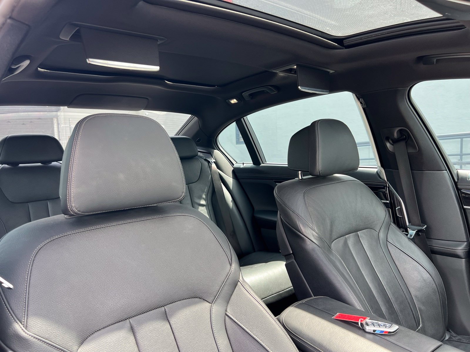 Used 2018 BMW 740e xDrive w/ M Sport Package AWD/4WD image 62