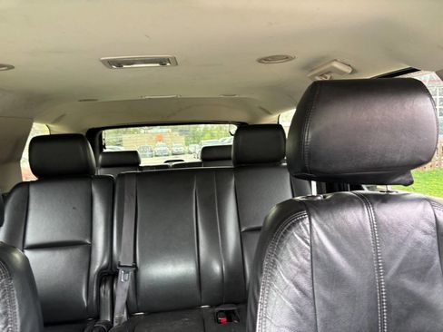 Used 2013 Chevrolet Tahoe 2WD image 14