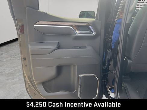 New 2026 GMC Sierra 1500 Elevation RWD image 22