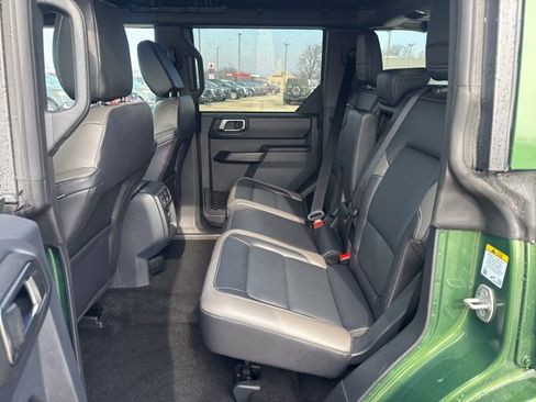 Used 2025 Ford Bronco Outer Banks image 10