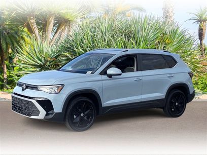 New 2025 Volkswagen Taos SE