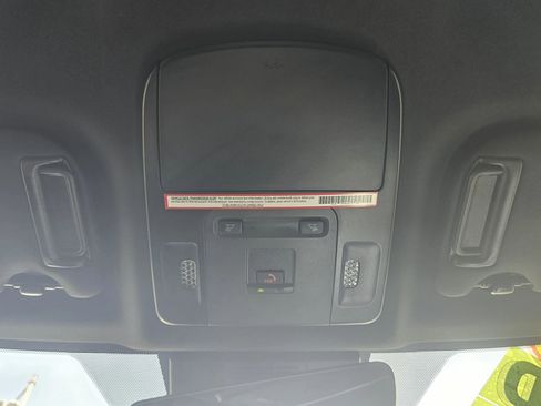 Used 2025 Toyota Camry SE w/ Convenience Package FWD image 33