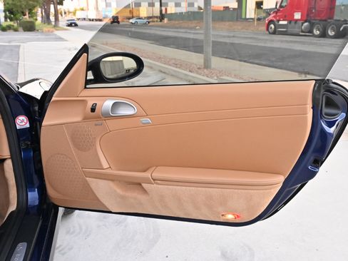 Used 2006 Porsche Cayman S RWD image 32