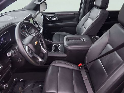 Used 2024 Chevrolet Tahoe LT w/ Luxury Package RWD image 12