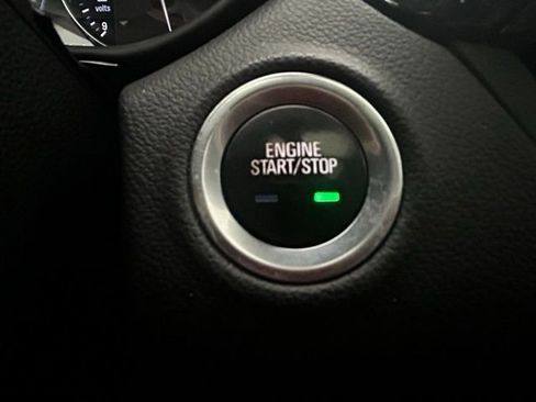 Used 2017 Buick Envision Premium image 3