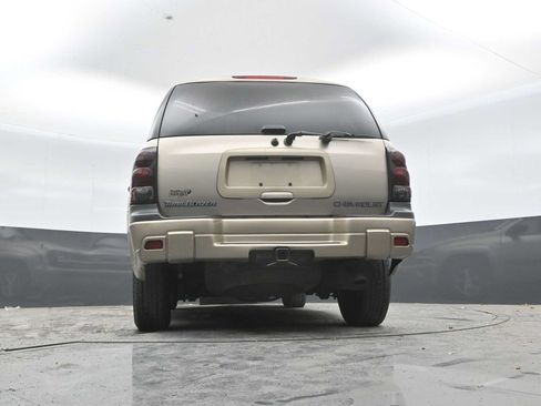 Used 2004 Chevrolet TrailBlazer LS w/ LS Preferred Equipment Group AWD/4WD image 32