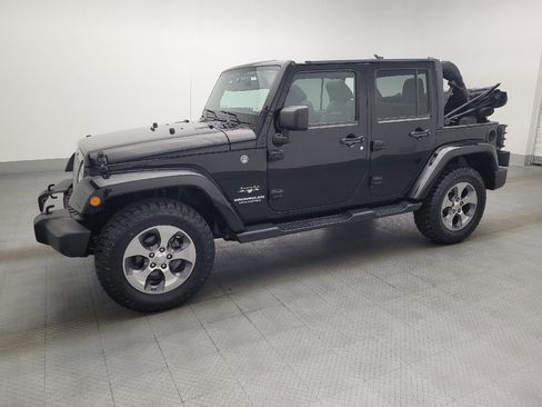 Used 2016 Jeep Wrangler Unlimited Sahara w/ Connectivity Group image 2