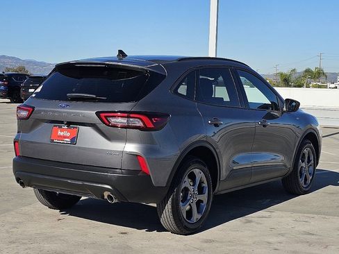 Used 2025 Ford Escape ST-Line image 15