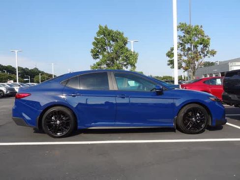 Used 2026 Toyota Camry SE w/ Multimedia Upgrade Package FWD image 4