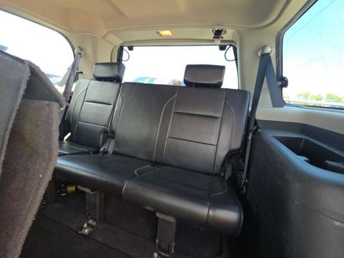 Used 2014 Nissan Armada Platinum RWD image 18