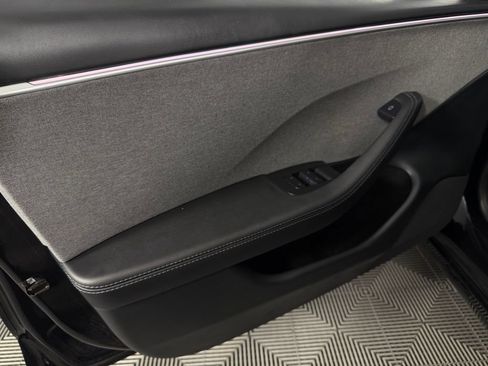 Used 2025 Tesla Model 3 Long Range RWD image 25
