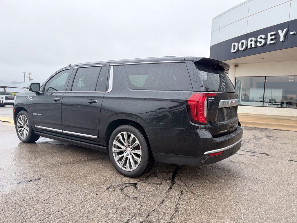 Used 2023 GMC Yukon XL Denali w/ Denali Reserve Package AWD/4WD image 8
