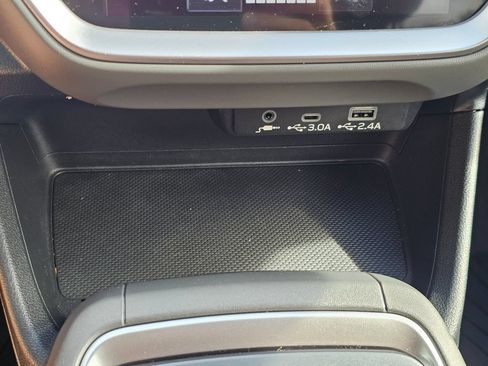 Used 2024 Subaru Crosstrek 2.0i Premium AWD/4WD image 29