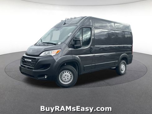 New 2026 RAM ProMaster 1500 w/ Convenience Group image 1