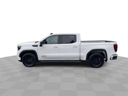Used 2022 GMC Sierra 1500 Elevation w/ LPO, Elevation Black Package image 4
