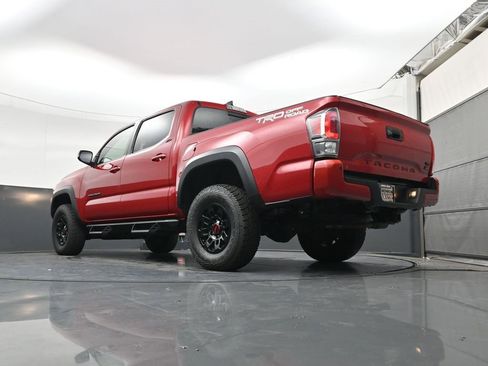 Used 2022 Toyota Tacoma TRD Off-Road image 22
