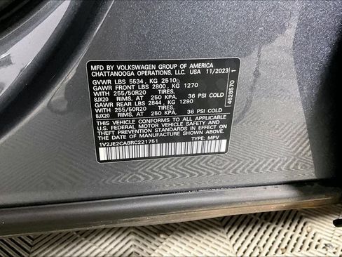 Used 2024 Volkswagen Atlas Cross Sport SE FWD image 26
