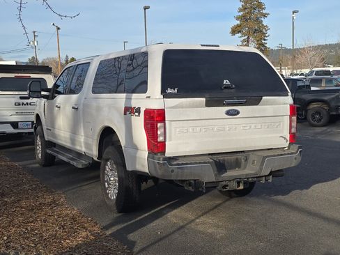 Used 2022 Ford F250 XLT w/ XLT Premium Package image 3