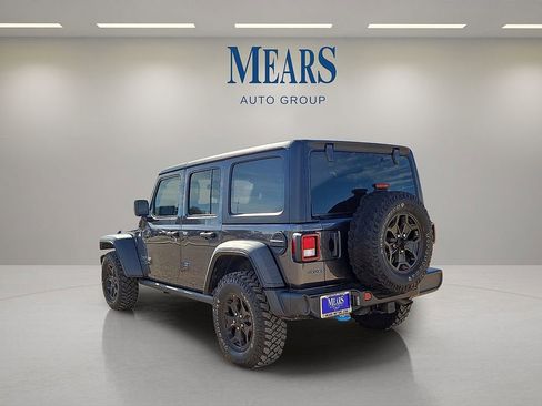 Used 2023 Jeep Wrangler Unlimited image 3