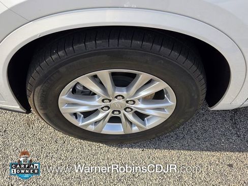 Used 2024 Cadillac XT6 Luxury image 17