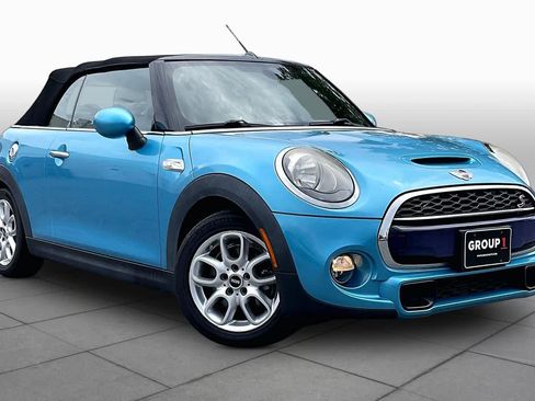 Used 2017 MINI Cooper S FWD image 2