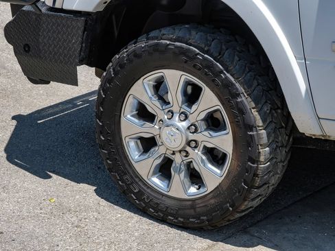 Used 2022 RAM 2500 Limited AWD/4WD image 63