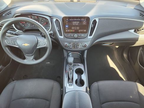 Used 2024 Chevrolet Malibu LT image 27