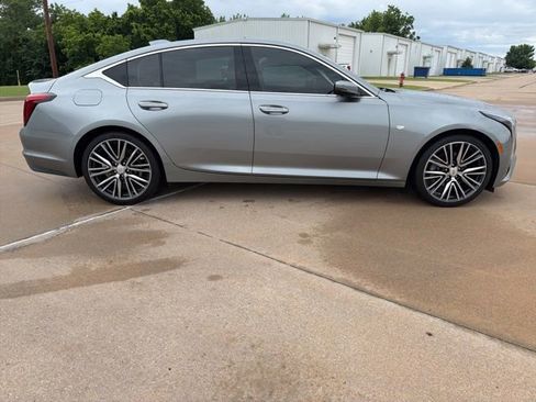 Used 2025 Cadillac CT5 Premium Luxury RWD image 6