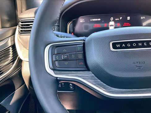 Used 2023 Jeep Wagoneer Series III w/ Premium Group I image 23