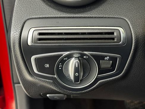 Used 2021 Mercedes-Benz C 300 4MATIC Sedan image 33