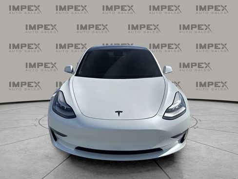 Used 2020 Tesla Model 3 Standard Range Plus image 8