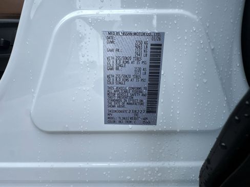 Certified 2026 Nissan Pathfinder Platinum AWD/4WD image 35