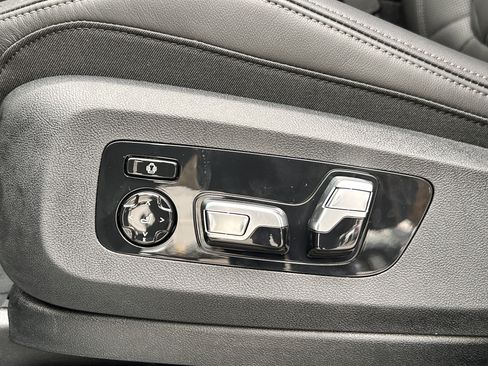 Used 2026 BMW X5 sDrive40i w/ M Sport Package RWD image 28