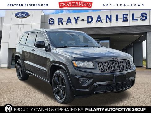 Used 2015 Jeep Grand Cherokee Altitude image 1
